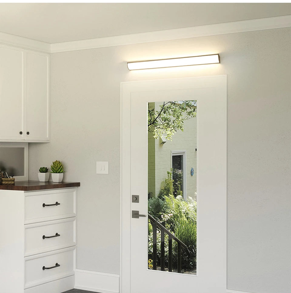 Lange Gartenwandleuchte, Außenbeleuchtung